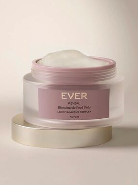 NIB EVER Reveal Biomimetic Peel Pads - (45 Pads)